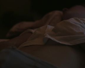 Marie Louise Wille, Sarah Juel Werner - Lyden af uventet dod (2019) Censorship erotic scene