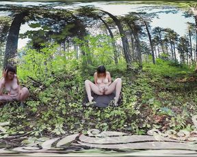 Convulses  VR Giggly Sosha Gets Off