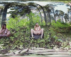 Convulses  VR Giggly Sosha Gets Off