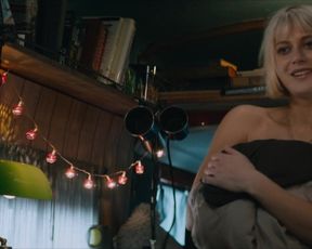 Alli Neumann - Christmas Crossfire (Wir konnen nicht anders) (2020) celebrity nude jugs