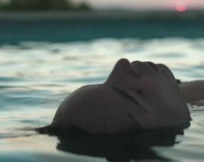 Clara Ponsot - Les premices (2020) celebrity naked jugs sequence