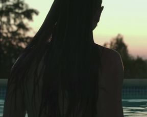 Clara Ponsot - Les premices (2020) celebrity naked jugs sequence