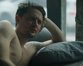 Sofya Volodchinskaya, Katerina Shpitsa - Topi s01e01 (2021) actress bare baps