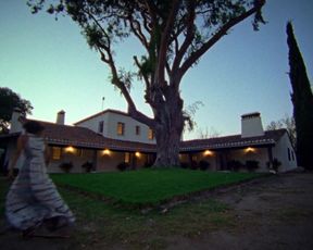 Mabel Olea, Ines Coca - Luna (2020) actress bare hooters episode