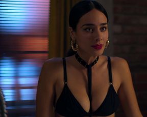 Esmeralda Pimentel - You've Got This (Ahi te Encargo) (2020) celeb boobies episode
