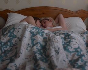 Mackenzie Davis, Kristen Stewart jaw-dropping - Happiest Season (2020) celeb girly-girl handsome sequence