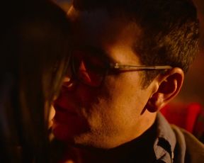 Milena Smit - No mataras (2020) celeb A luxurious vignette