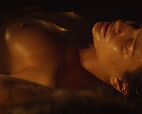 Sofya Volodchinskaya, Katerina Shpitsa, Anastasiya Krylova, Veronika Moxireva - Topi s01e02 (2021) actress spectacular vid