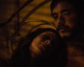 Maria-Elena Laas - Warrior s02e06 (2020) actress A jaw-dropping vignette