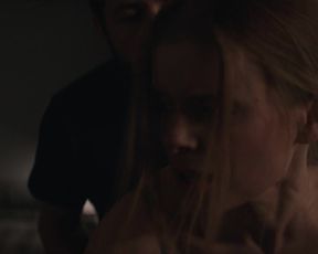 Kate Mara - A Lecturer s01e09 (2020) actress a bra-less sequence from the video