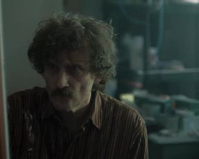 Madeleine Wischmann bare-breasted - ANAUS s08e03 (2013) actress bare mounds gig