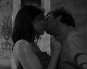 Louise Chevillotte, Souheila Yacoub - The Salt of Tears (Le sel des larmes) (2020) celeb fun bags gig