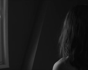 Louise Chevillotte, Souheila Yacoub - The Salt of Tears (Le sel des larmes) (2020) celeb fun bags gig