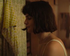 Violetta Zironi - Rose Island (2020) celebrity bare bumpers