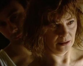 Kamila Magalova, Barbora Mottlova - Zasazeni bleskem (2010) Celeb booby super-hot episode