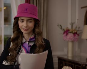 Carlson Youthfull - Emily in Paris s01e07 (2020) actress fun bags vignette