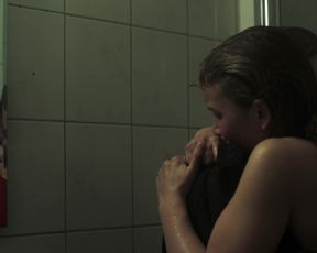 Lea Freund - Der Usedom-Krimi s01e11 (2020) actress jugs episode