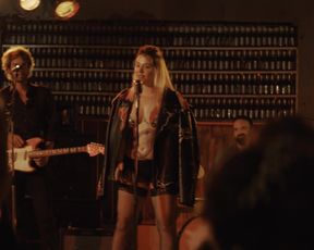 Sophie-Marie Larrouy - Cheyenne _ Lola s01e04 (2020) celeb jugs gig