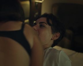 Billie Piper, Leila Farzad, Margaret Ann Bain - I Hate Suzie s01e05-06 (2020) celebs A spectacular vignette