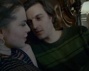 Julia Fox - PVT CONVERSE (2020) celeb super hot vignette