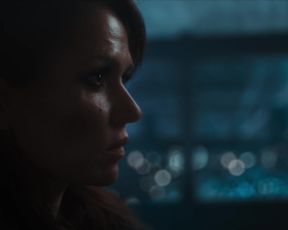 Melika Foroutan - Tribes of Europa s01e04 (2021) celebrity globes episode