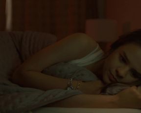 Veronica Velasquez - Perdida s01e02e08 (2020) actress melons episode