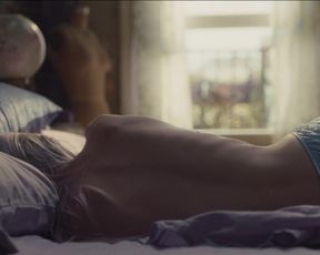 Hunter Schafer - Euphoria s01e00 (2020) celeb steamy gig