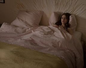 Lily Collins - Emily in Paris s01e01-ten (2020) celebrity bare breasts gig
