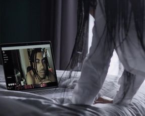 Myha'la Herrold, Ali Tate Cutler - Industry s01e01 (2020) celeb booby vid