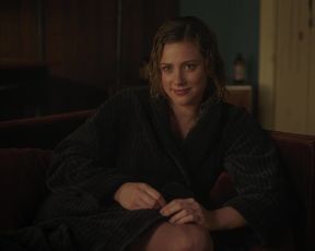 Lili Reinhart - Riverdale s05e05 (2021) celebrity naked boobies sequence