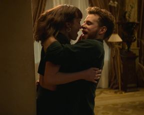 Susana Abaitua - Naughty About Her (Loco por ella) (2021) actress A beautiful sequence