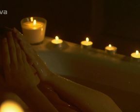 Hana Vagnerova - Expozitura s01e02 (2008) celebs nude globes