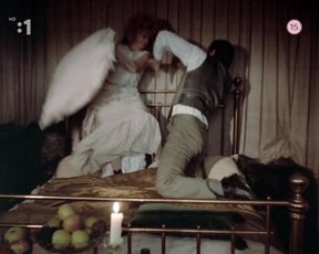 Bara Stepanova - Tisicrocna vcela (1983) actress nude udders