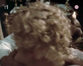 Bara Stepanova - Tisicrocna vcela (1983) actress nude udders