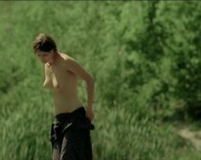 Malgorzata Bela - Ono (2004) actress bare-breasted sequence