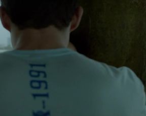 Sara Antunes - Se Deus Vier Que Venha Armado (2014) celebrity bare knockers