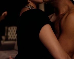 Julieta Diaz, Carla Peterson - Dos mas dos (2012) actress A stunning gig