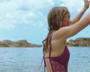 Radha Mitchell - two Hearts (2020) celeb booby vid