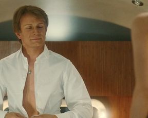 Alison Wheeler, Marie Perrin, Ana Girardot, Sabrina Seyvecou, Janicke Askevold - Cloclo (2012) celeb globes episode