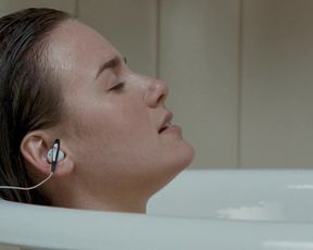 Elizabeth Banks, Tania Saulnier, Brenda James - Slither (2006) celebrity super-sexy & super-steamy sequence