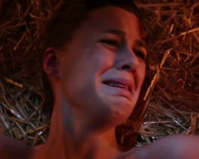 Alba Guilera - Zona de caza (2012) celebrity thriller without bra episode