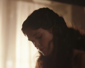 Charlotte Expect â The Spanish Queen s02e05 (2020) actress a bare-chested episode from the vid