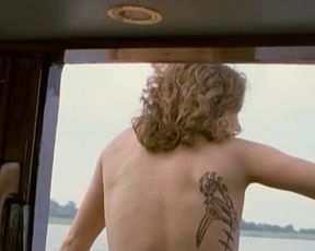 Cordelia Wege - Erste Liebe (2002) actress bare vignette