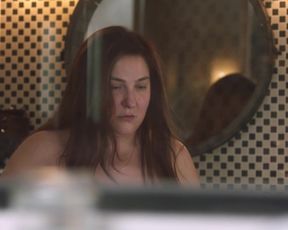 Marilou Berry - Je te promets s01e01 (2021) celeb nude tits