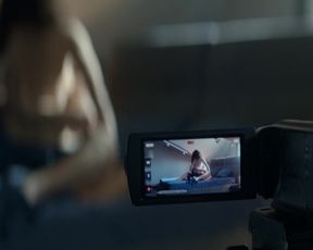 Ina Barron - Iliana (2019) celebrity a bare-chested gig from the vid