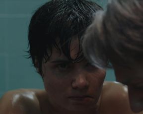 Loreto Mauleon - Patria s01e05 (2020) celebrity breasts gig