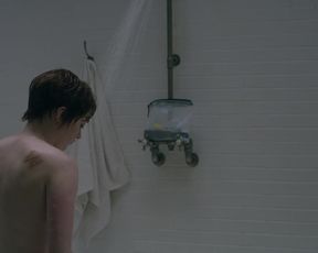 Maisie Williams, Anya Taylor-Fun - The Fresh Mutants (2020) celebrity molten gig