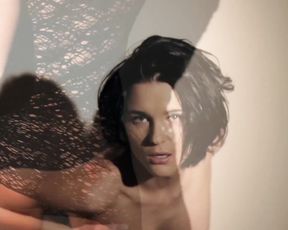 Erotic Video - Dubstep Music and Naked Girl