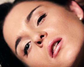 Erotic Video - Dubstep Music and Naked Girl