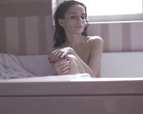 Naked Girl on BathRoom - Foam Stage